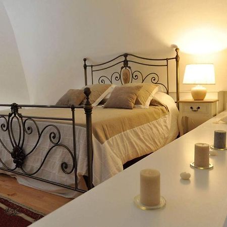 Arcobello Suite Rooms Castellana Grotte Bagian luar foto