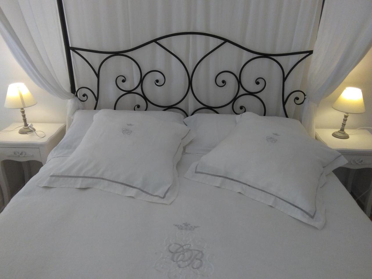 Arcobello Suite Rooms Castellana Grotte Bagian luar foto